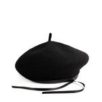 Beret Holt